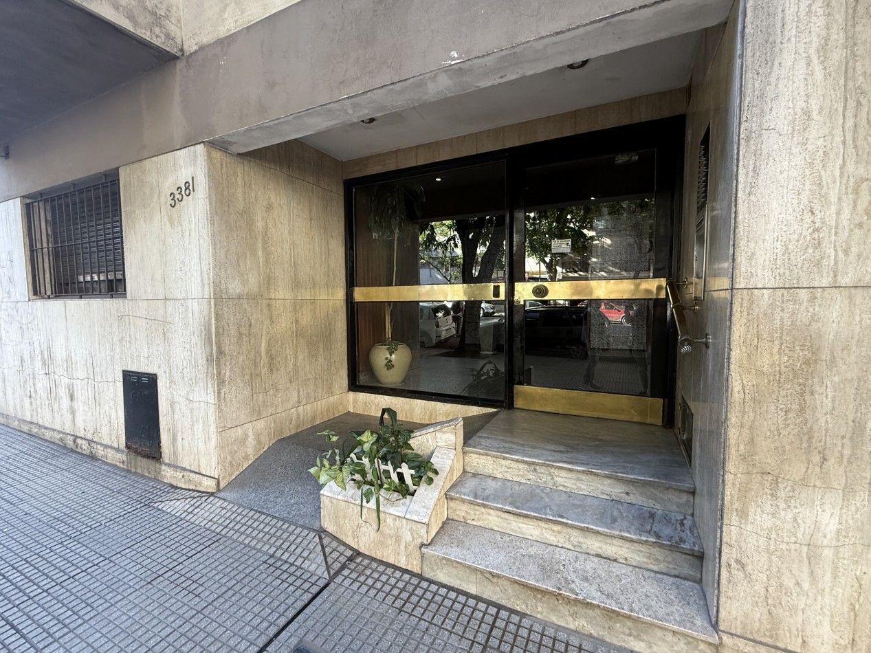 Hermoso Departamento de 2 ambientes Luminoso en Muy buen edificio a pasos Subte.