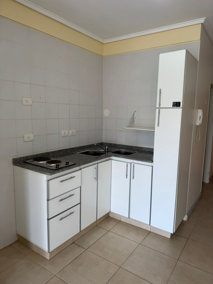 Impecable Monoambiente en Villa Urquiza con Balcon al contrafrente con hermosa vista y luz 