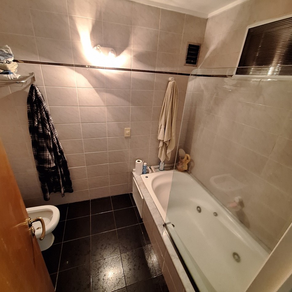 El Mejor Piso De 5 Ambientes, Dependencia y 2 Cocheras En excelente z/Caballito APTO CREDITO