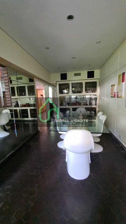 Bellisima Casa sobre Lote Propio a dos calles, Una Obra de Arte en Villa Devoto