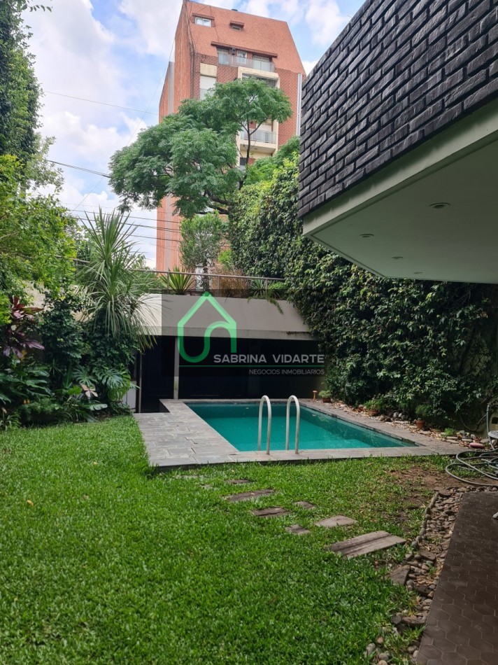 Bellisima Casa sobre Lote Propio a dos calles, Una Obra de Arte en Villa Devoto