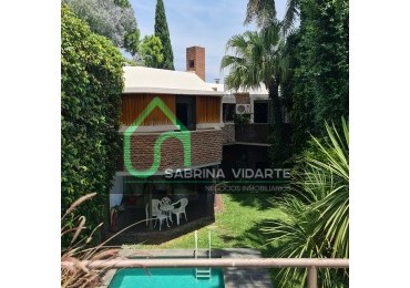Bellisima Casa sobre Lote Propio a dos calles, Una Obra de Arte en Villa Devoto